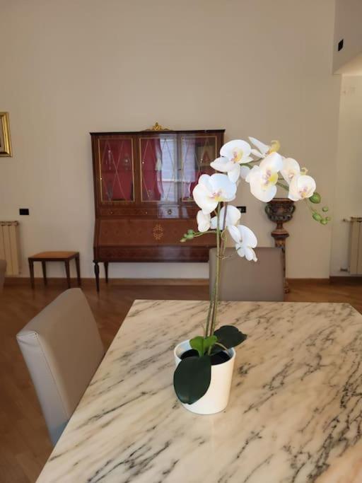 Tra Mare E Castello Apartment La Spezia Ngoại thất bức ảnh